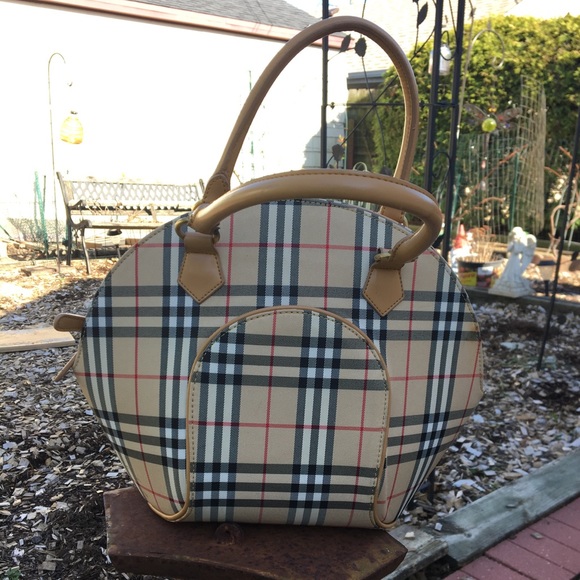 Handbags - Tan Checkered Semi Hard Case Medium Size Handbag